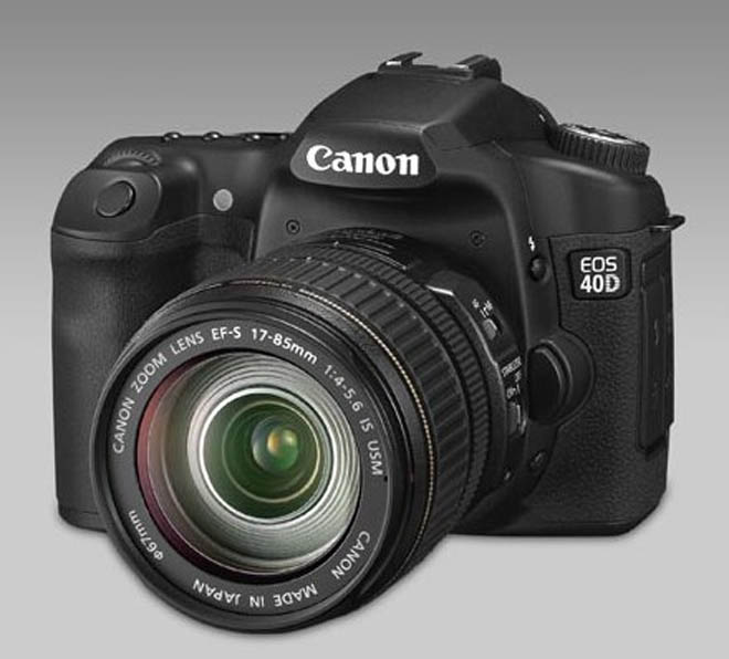 Продвинутая зеркальная камера Canon EOS 40D